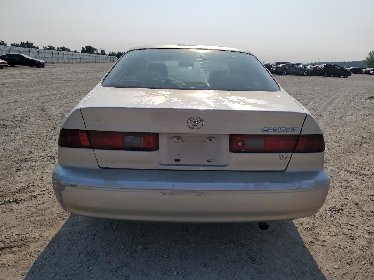 1999 Toyota Camry Le VIN: JT2BF22K8X0155724 Lot: 65609554