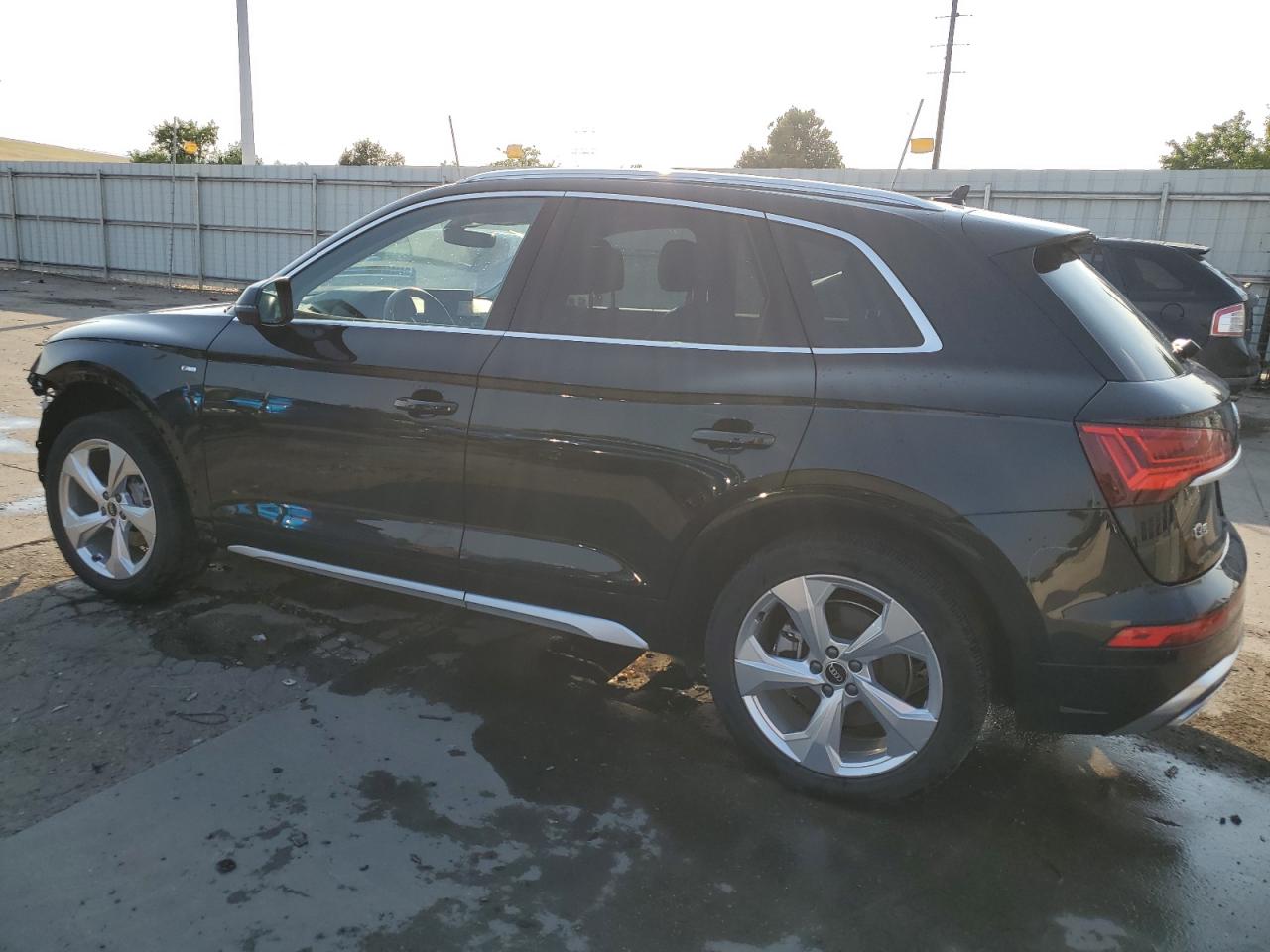 WA1EAAFY2N2124122 Audi Q5 PREMIUM 2