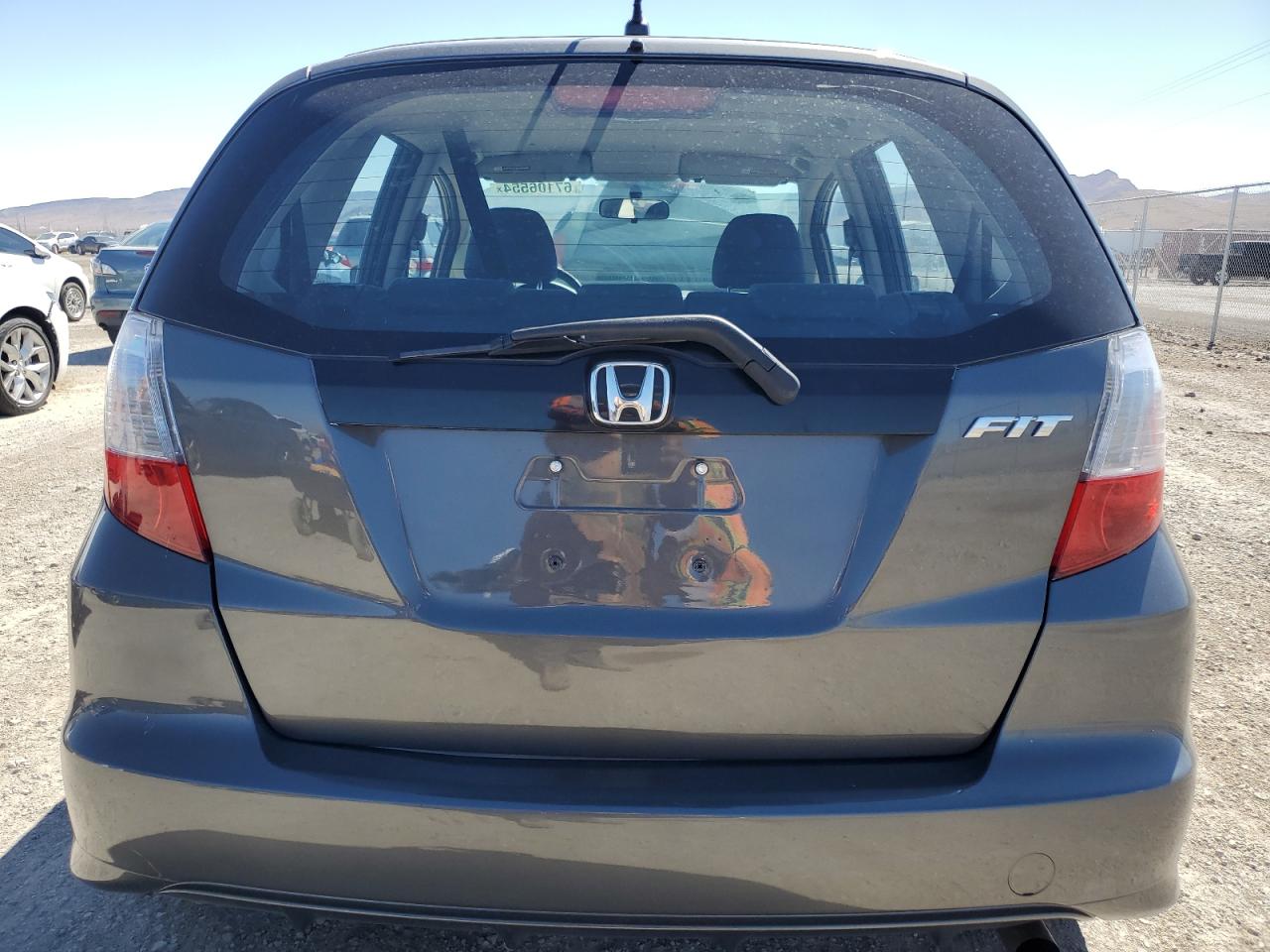 2013 Honda Fit VIN: JHMGE8G31DC063495 Lot: 81725944