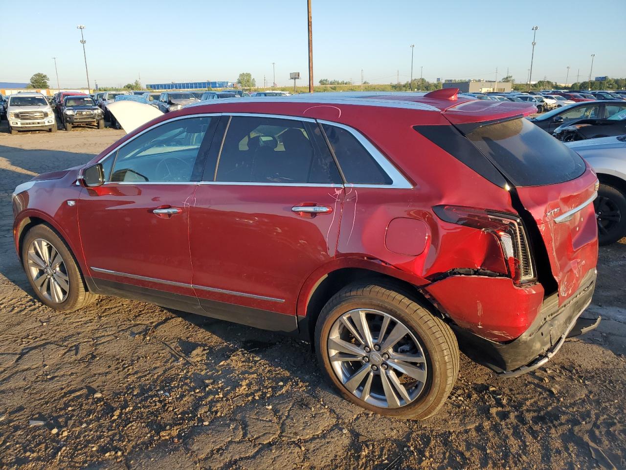 1GYKNDRS3RZ721549 2024 Cadillac Xt5 Premium Luxury