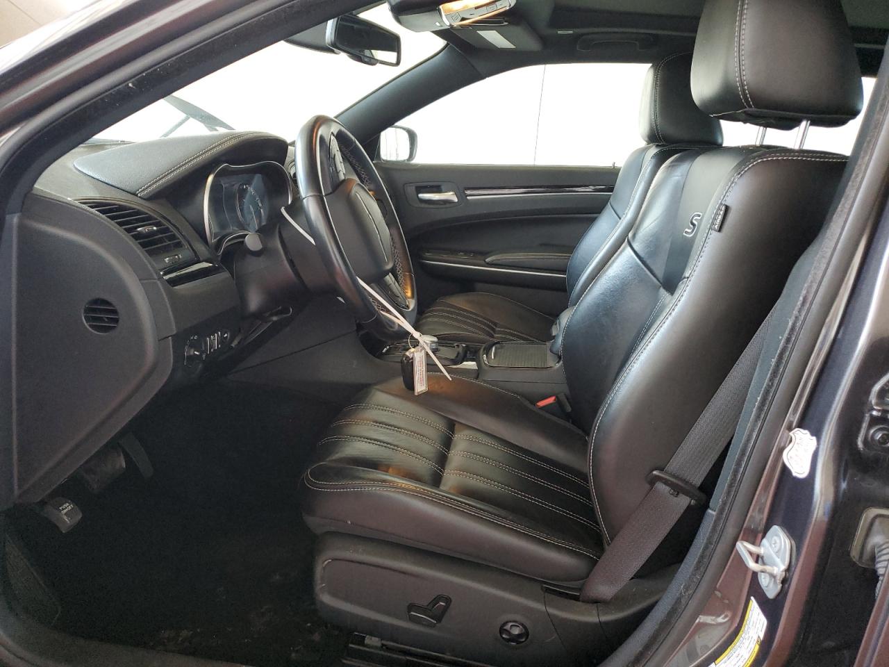 2021 Chrysler 300 S VIN: 2C3CCABG3MH585621 Lot: 66408044