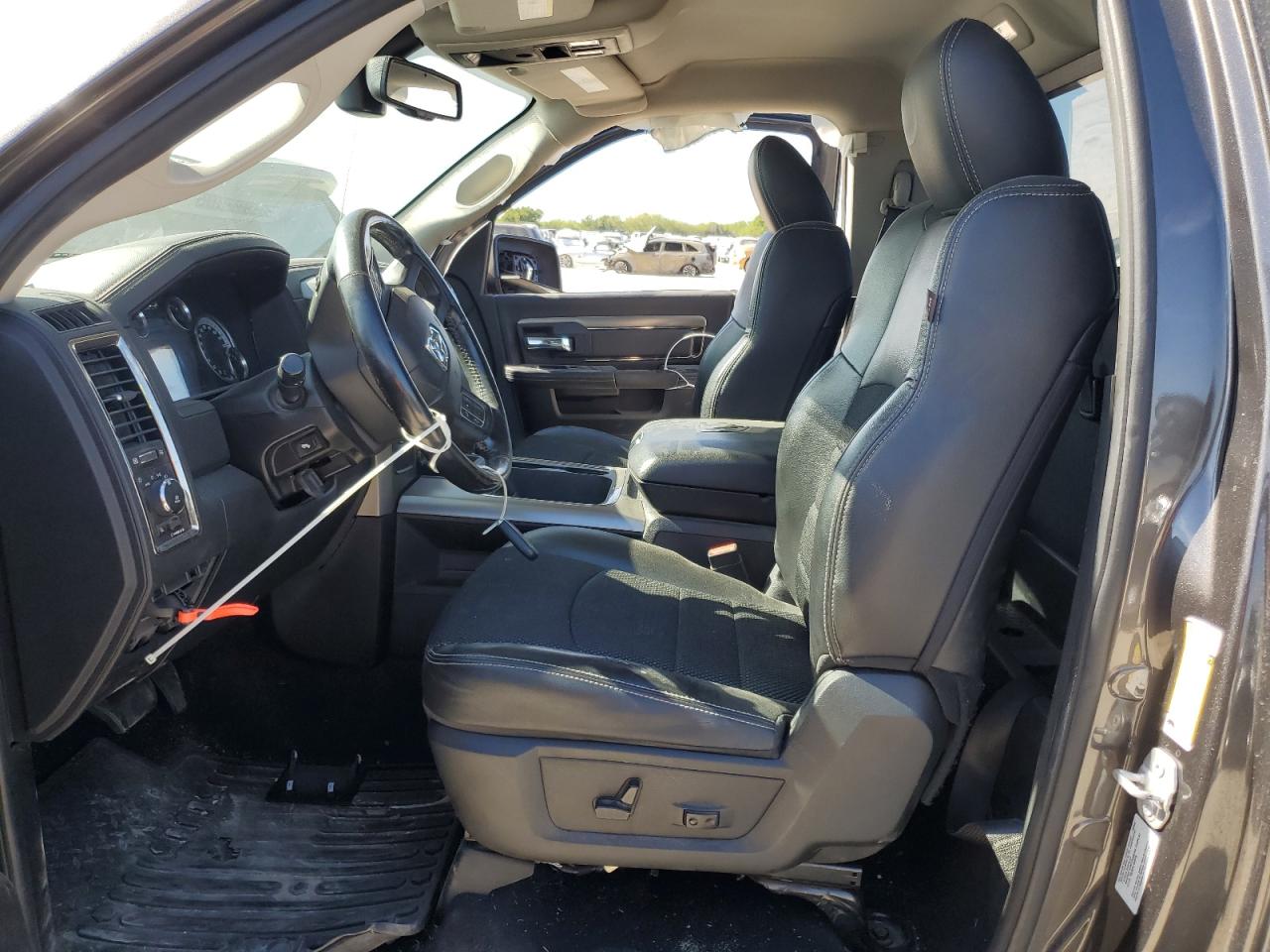 2016 Ram 1500 Sport VIN: 3C6JR6CT7GG265515 Lot: 67362034