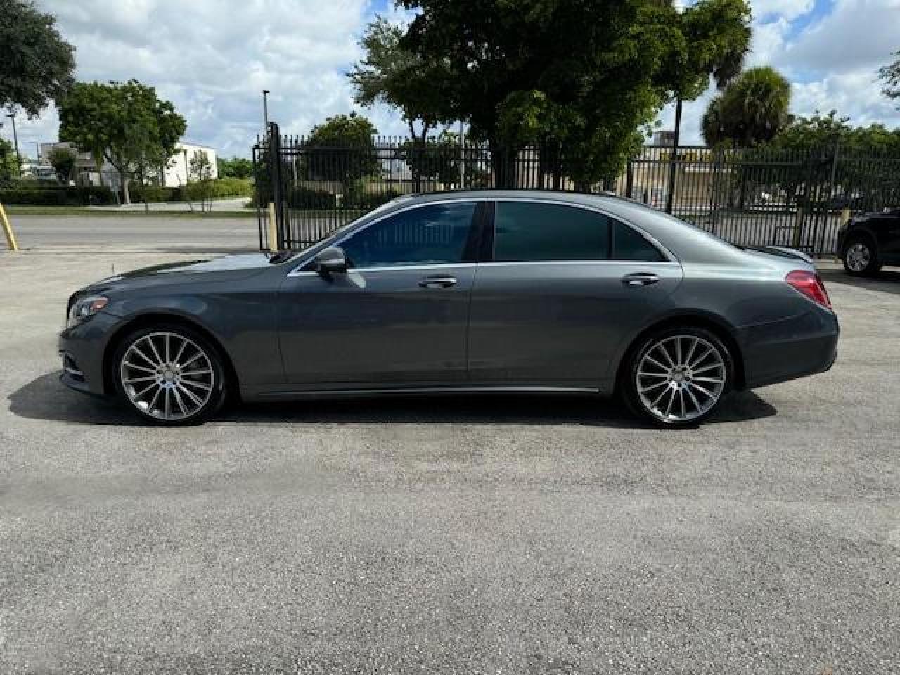 WDDUG8FB1HA313476 2017 Mercedes-Benz S 550 4Matic