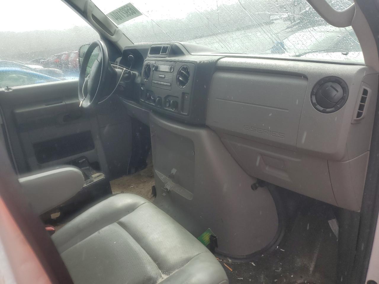 2013 Ford Econoline E150 Van VIN: 1FTNE1EWXDDB05332 Lot: 65921104