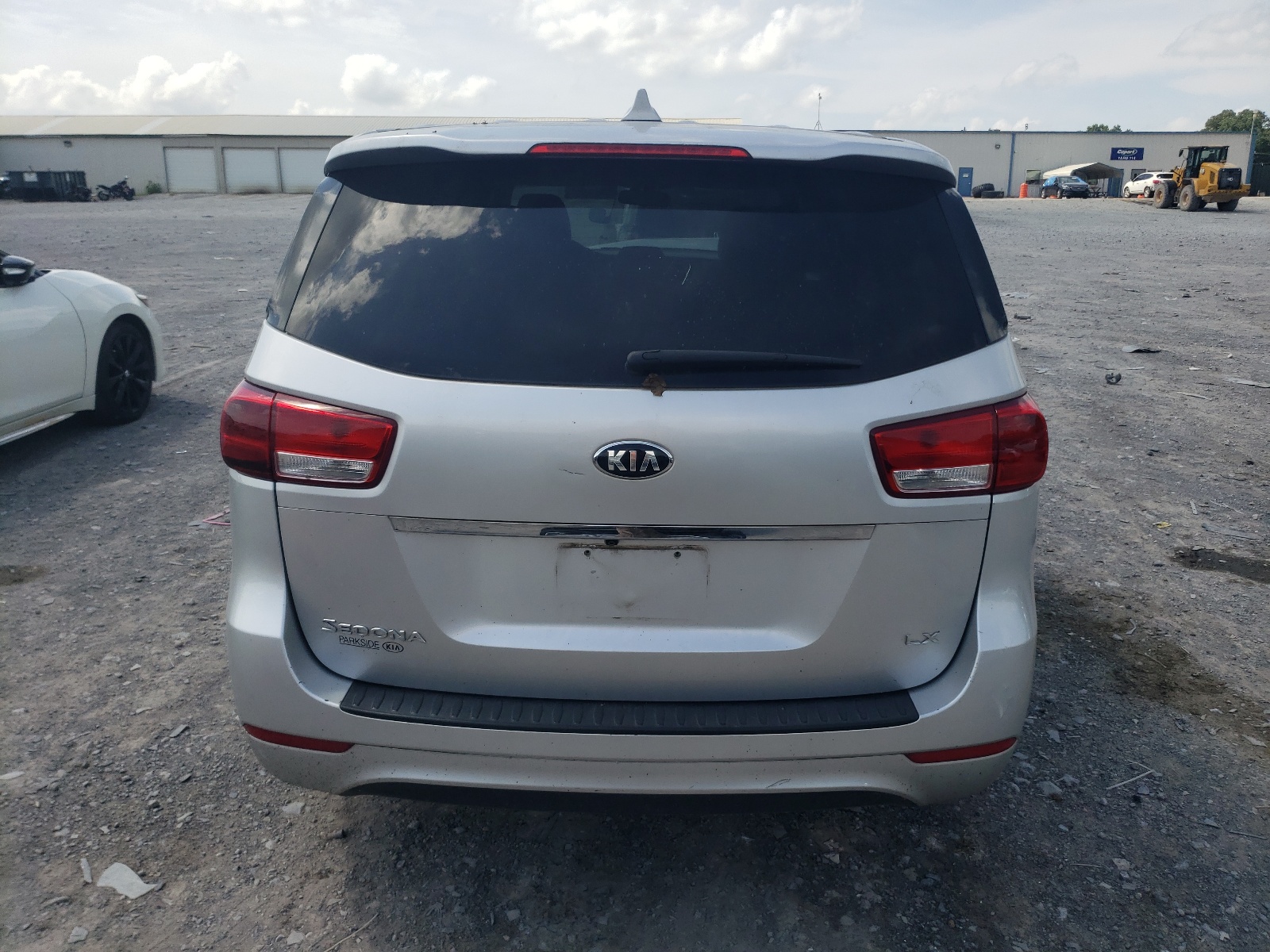 KNDMB5C15H6227562 2017 Kia Sedona Lx