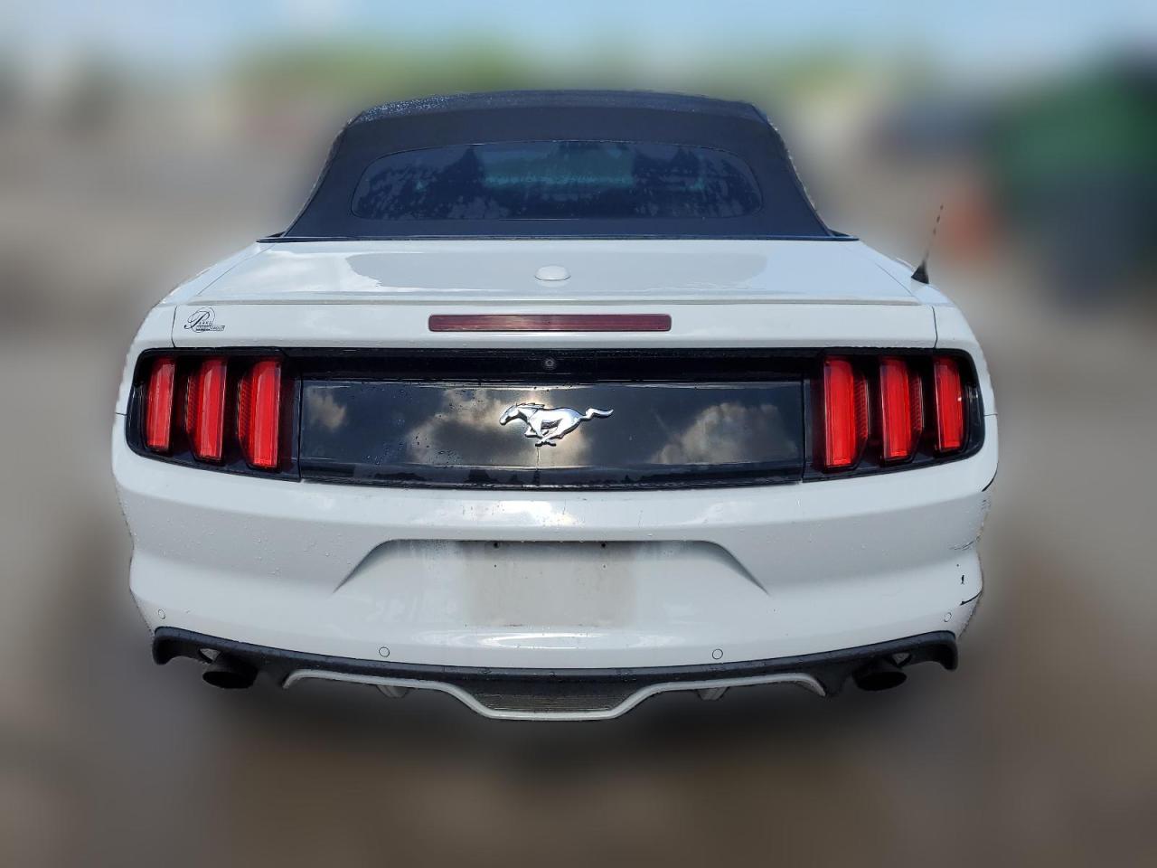 2015 Ford Mustang VIN: 1FATP8UH7F5402753 Lot: 65109994