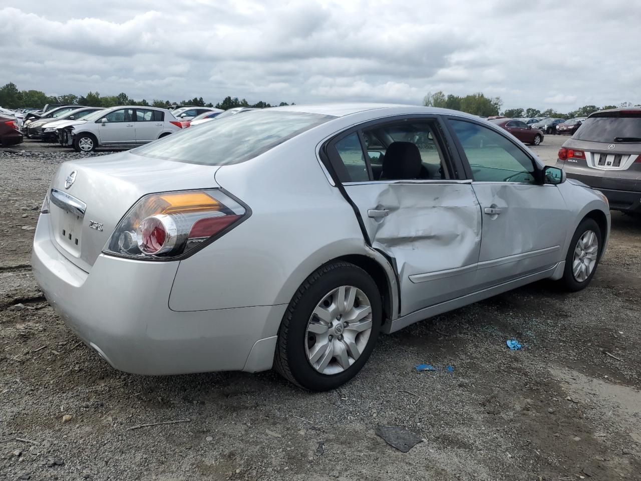 2012 Nissan Altima - Image 3