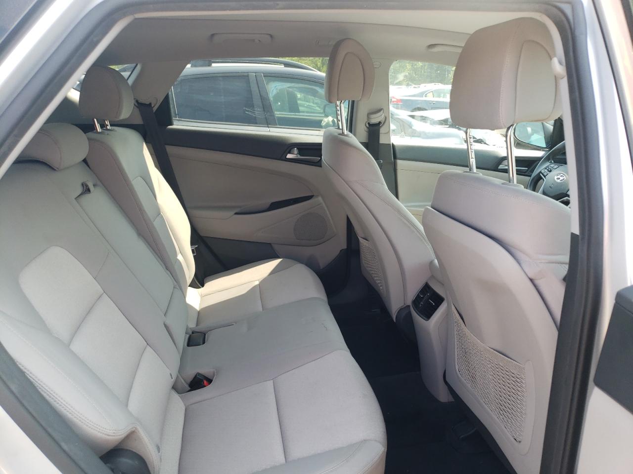 2018 Hyundai Tucson Value VIN: KM8J3CA24JU641798 Lot: 66272894