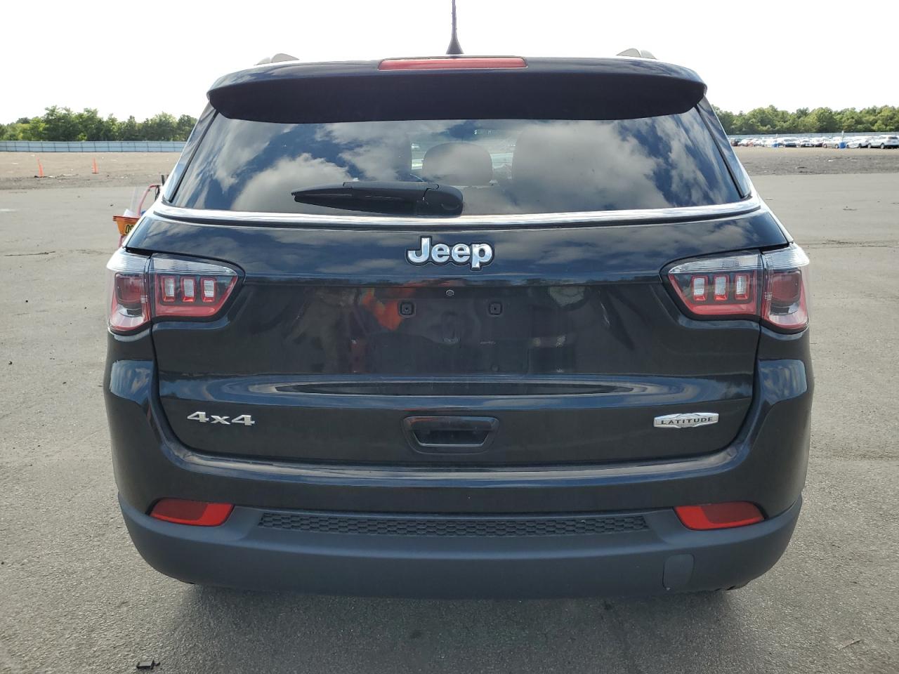 2019 Jeep Compass Latitude VIN: 3C4NJDBB7KT593631 Lot: 68060514