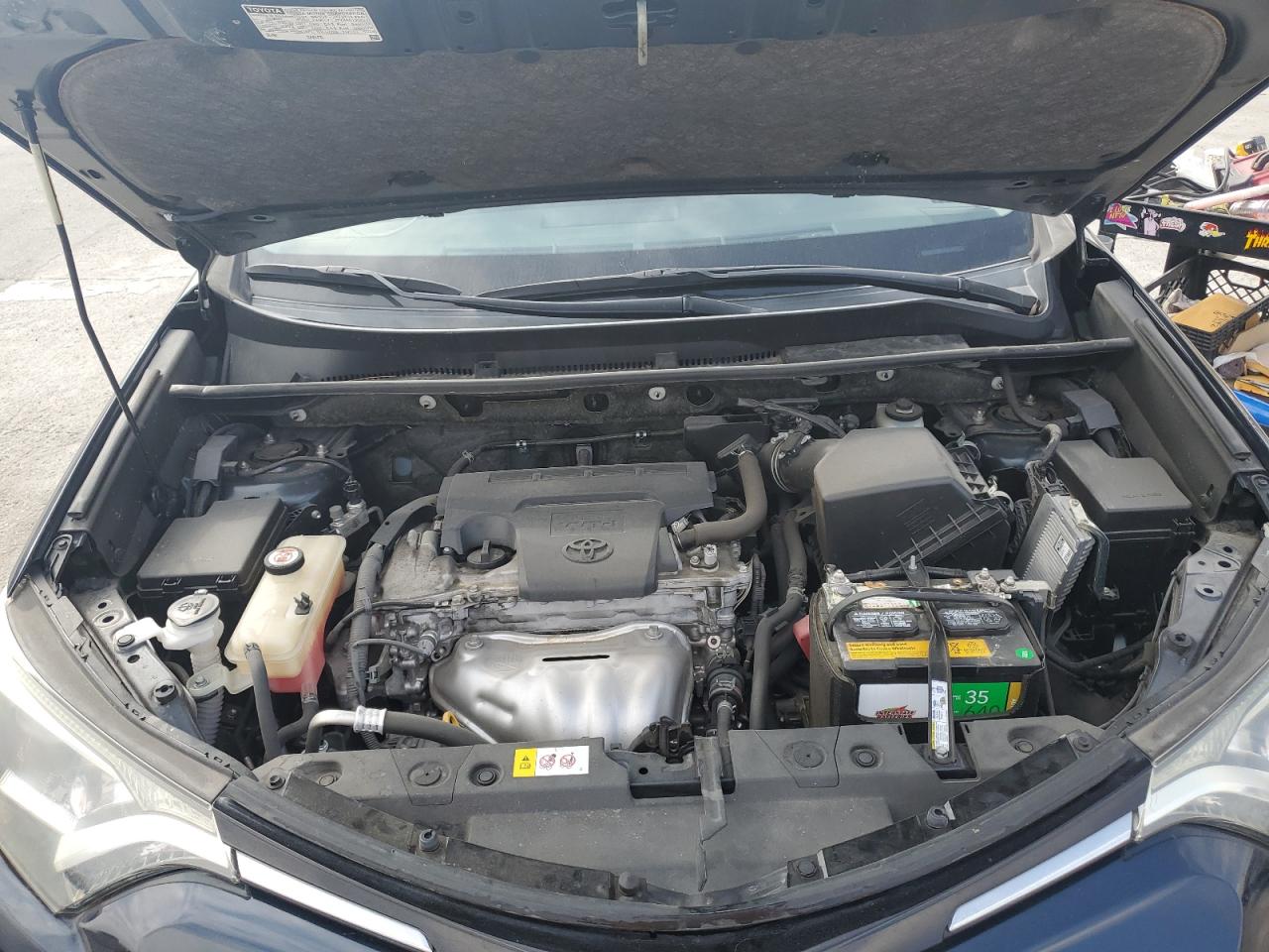 2018 Toyota Rav4 Le VIN: JTMZFREV0JJ737886 Lot: 67518094