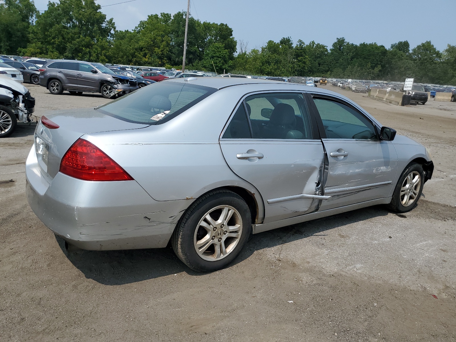 1HGCM56877A112425 2007 Honda Accord Ex