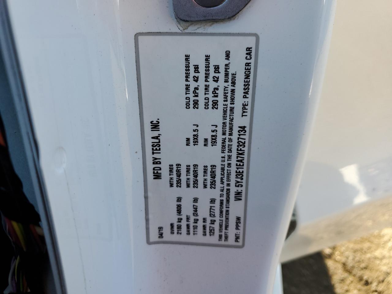 5YJ3E1EA7KF327134 2019 Tesla Model 3