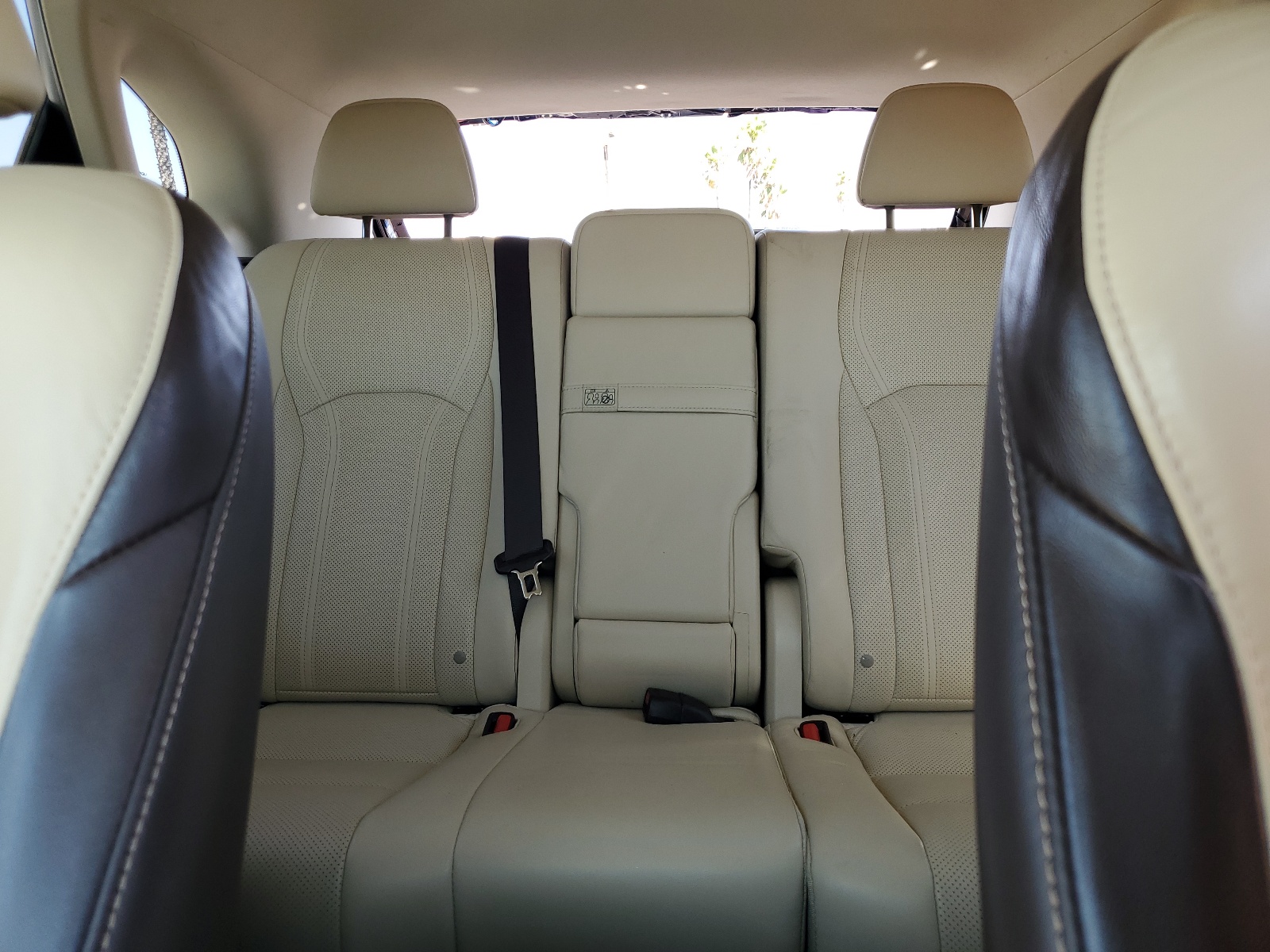 2T2BGMCA0KC034461 2019 Lexus Rx 450H Base