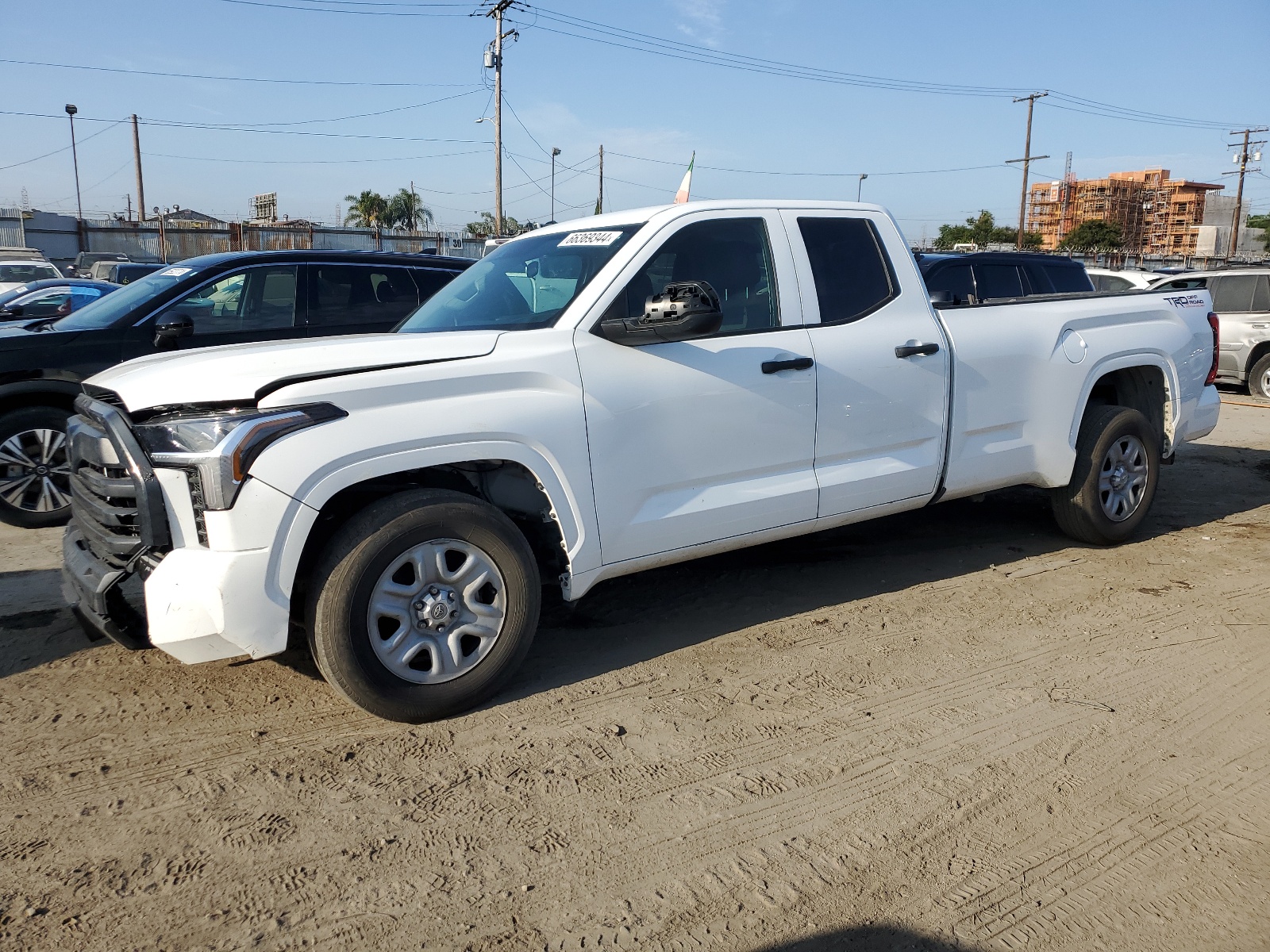 2022 Toyota Tundra Double Cab Sr vin: 5TFKB5CD8NX001040