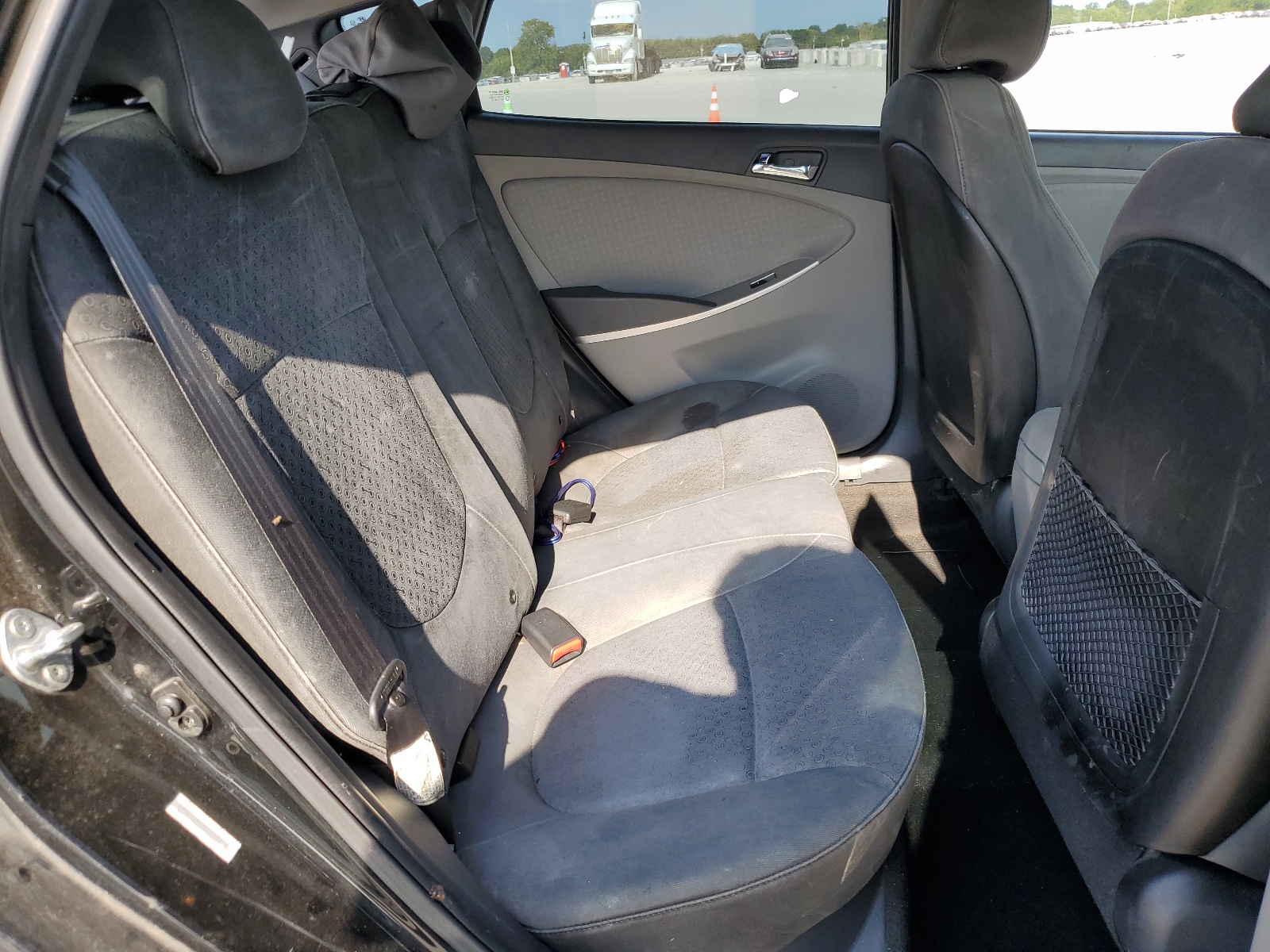 KMHCU5AE0EU158164 2014 Hyundai Accent Gls