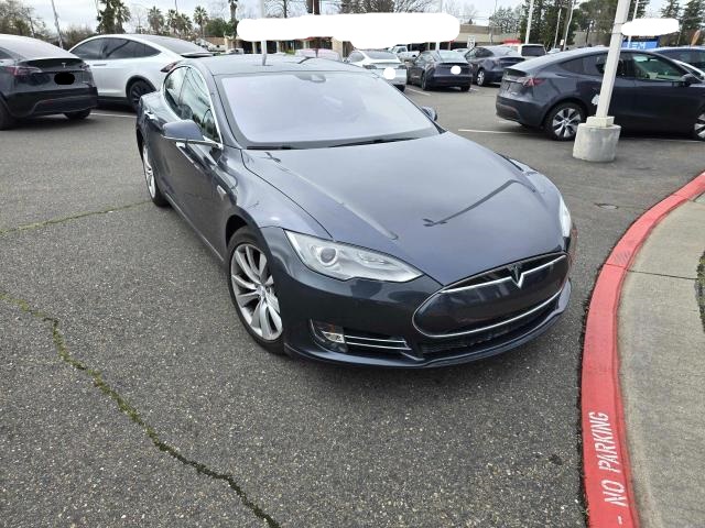 2014 Tesla Model S vin: 5YJSA1H14EFP53788