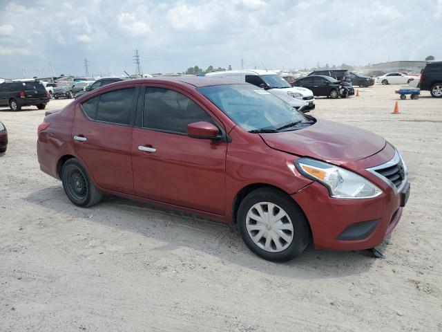  NISSAN VERSA 2019 Красный