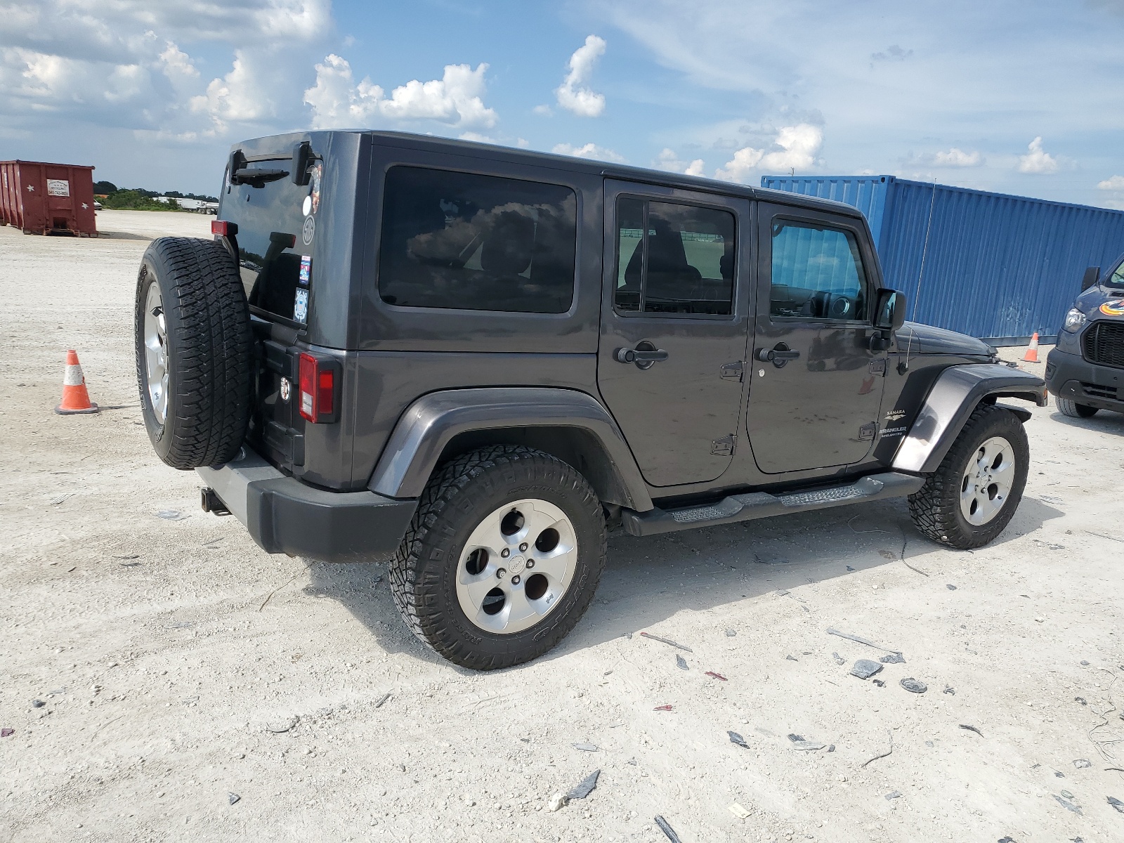 1C4HJWEG1EL186453 2014 Jeep Wrangler Unlimited Sahara