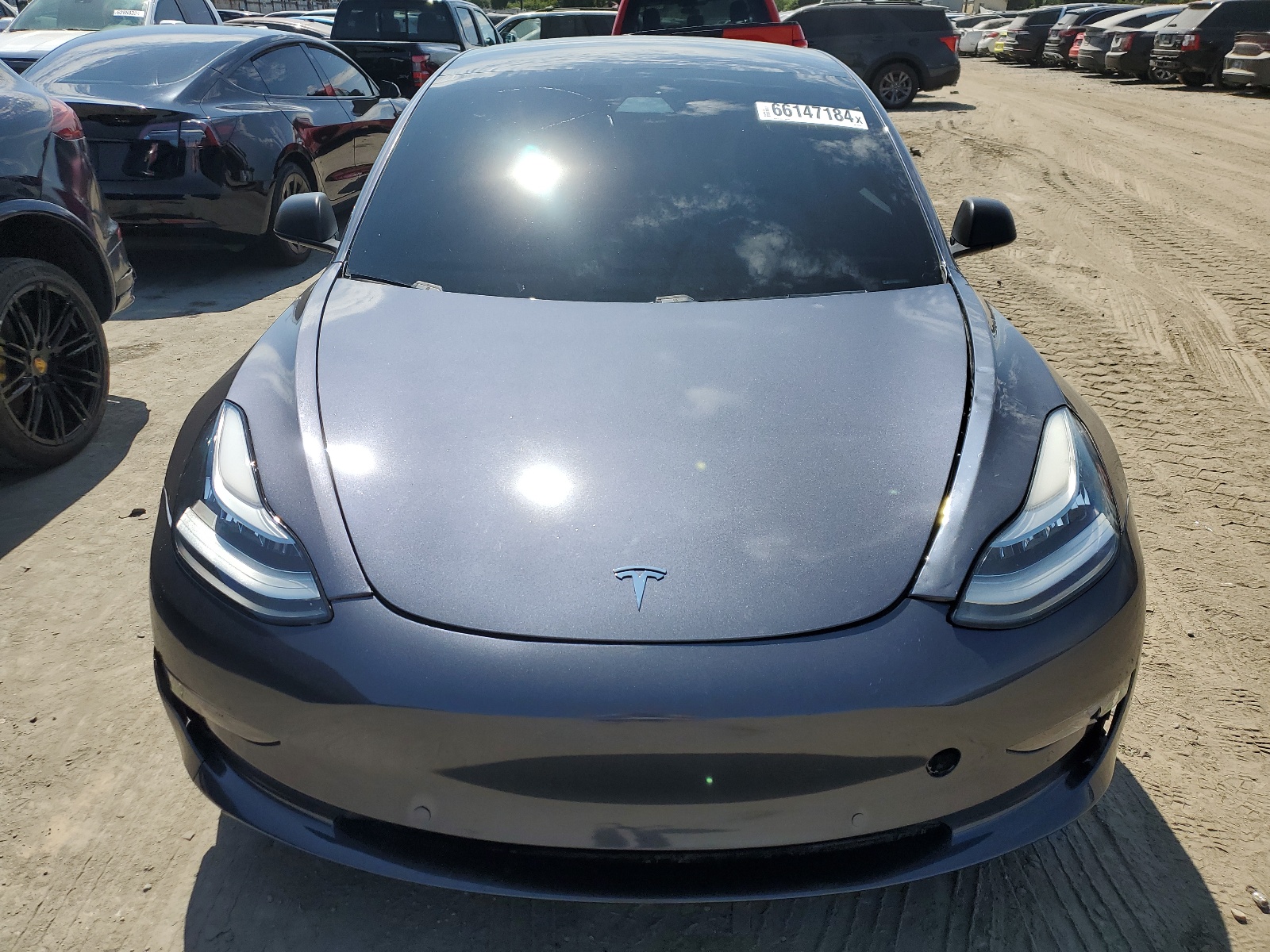 2020 Tesla Model 3 vin: 5YJ3E1EB1LF639122