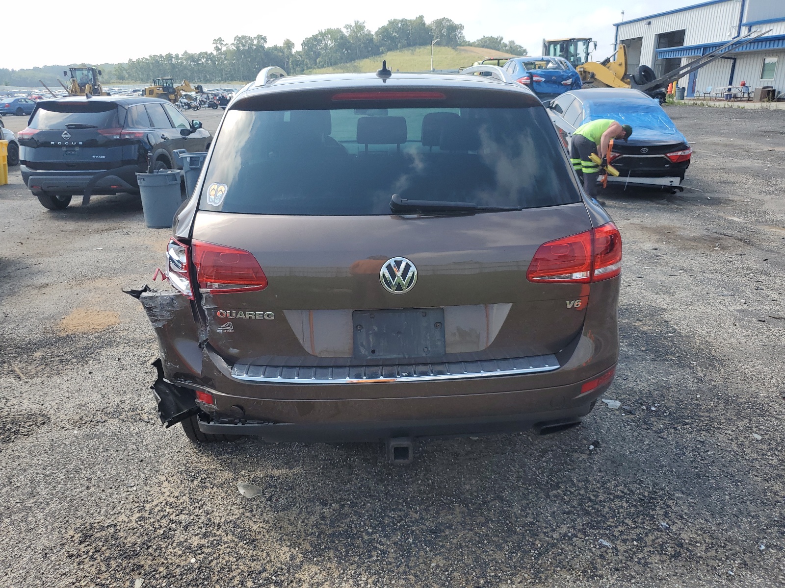 WVGEF9BP8DD011695 2013 Volkswagen Touareg V6