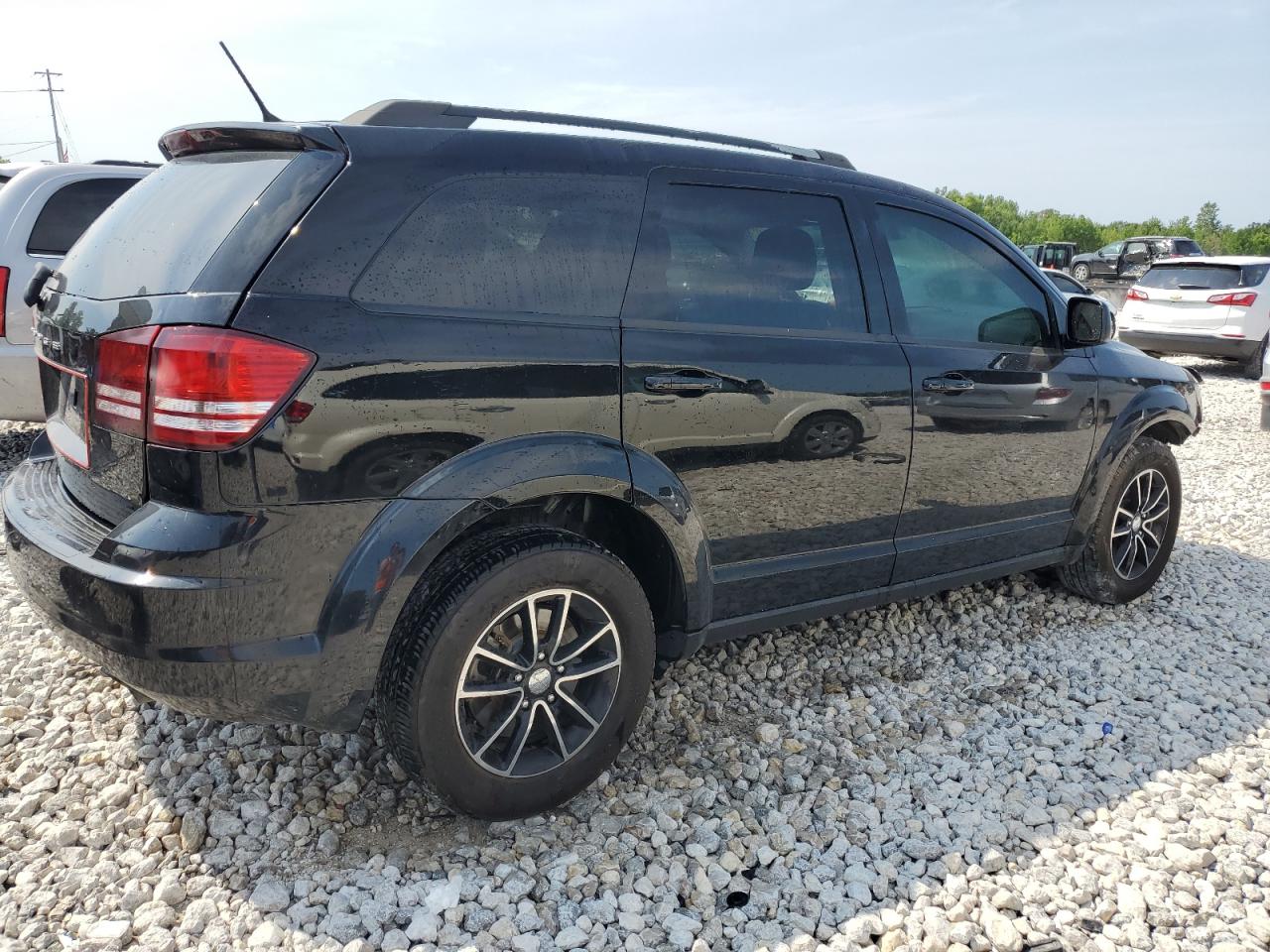 2017 Dodge Journey - Image 3