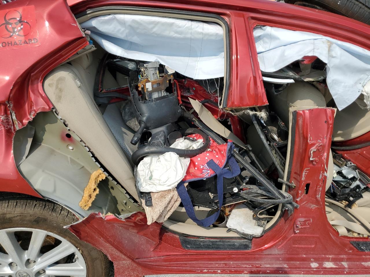 2012 Toyota Camry - Image 10