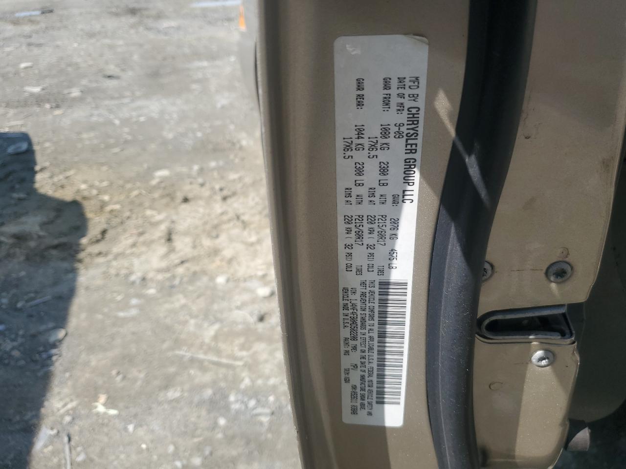 2010 Jeep Compass Sport VIN: 1J4NF4FB0AD502208 Lot: 68009734