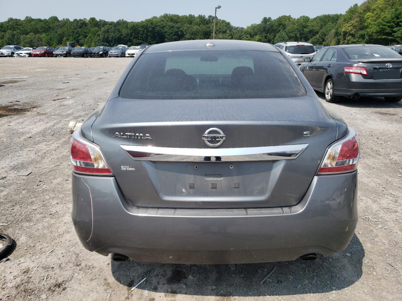 2015 Nissan Altima - Image 6