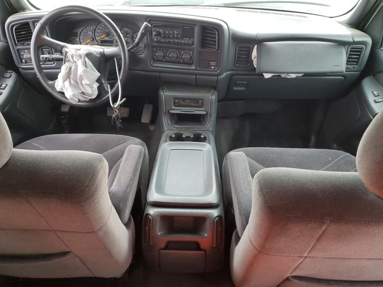 2001 GMC Sierra - Image 8