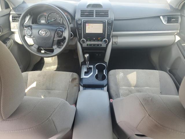 Sedans TOYOTA CAMRY 2013 Srebrny