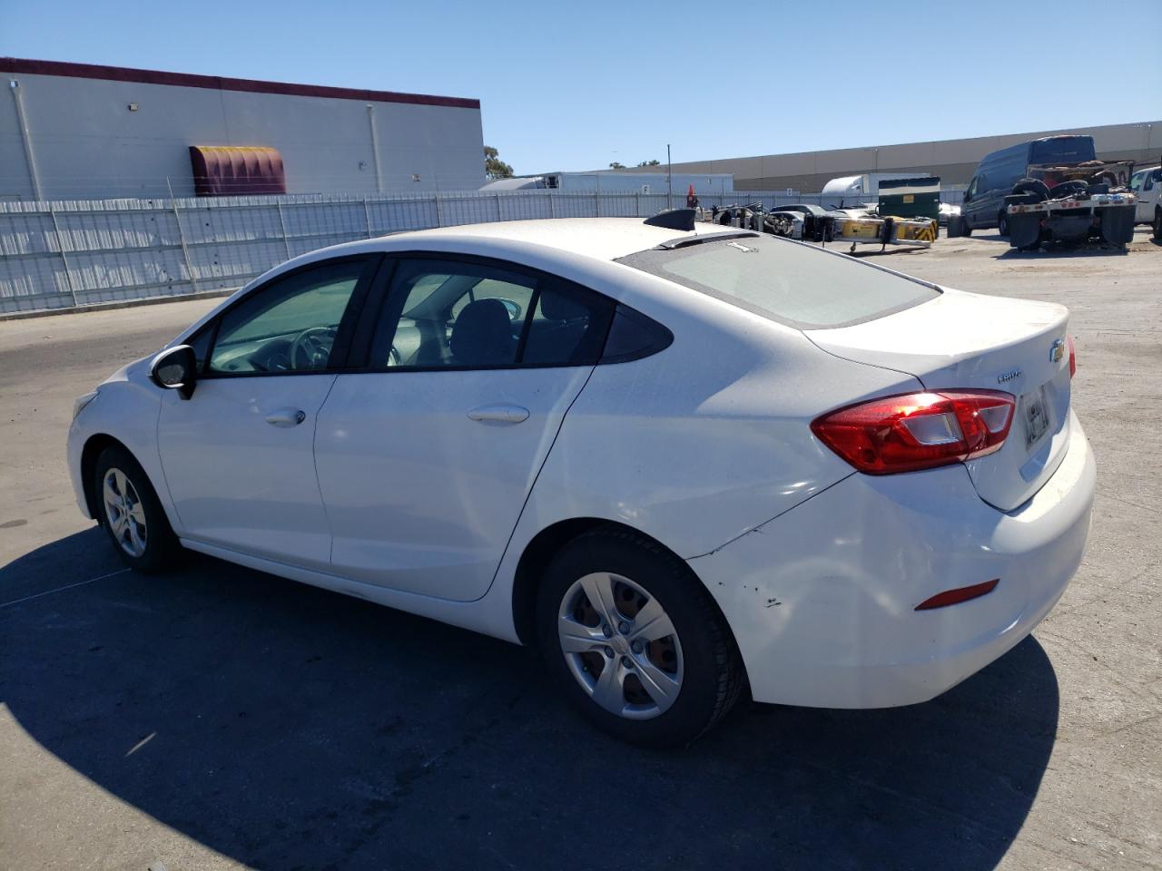 2017 Chevrolet Cruze - Image 2