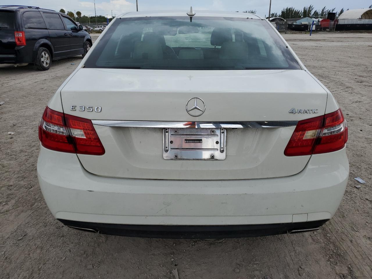 2010 Mercedes-Benz E 350 4Matic VIN: WDDHF8HB7AA261763 Lot: 68451594