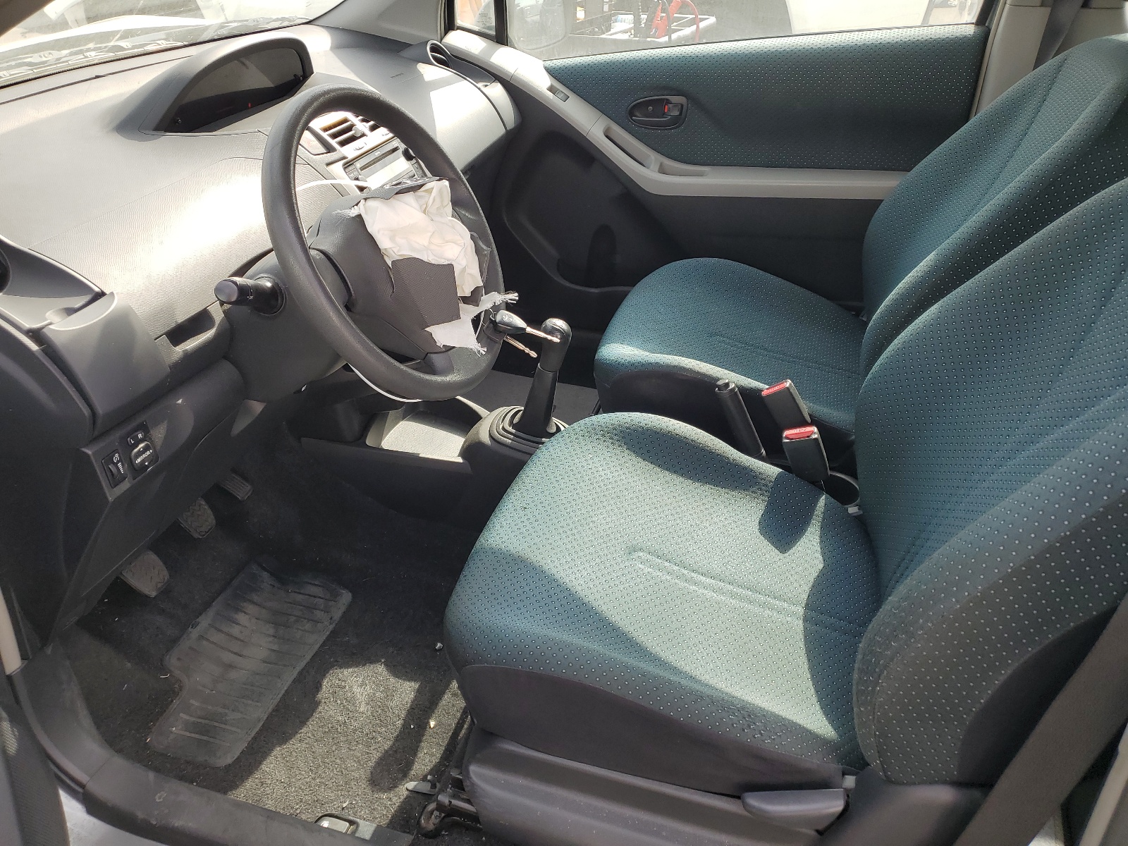 JTDJT923975102126 2007 Toyota Yaris