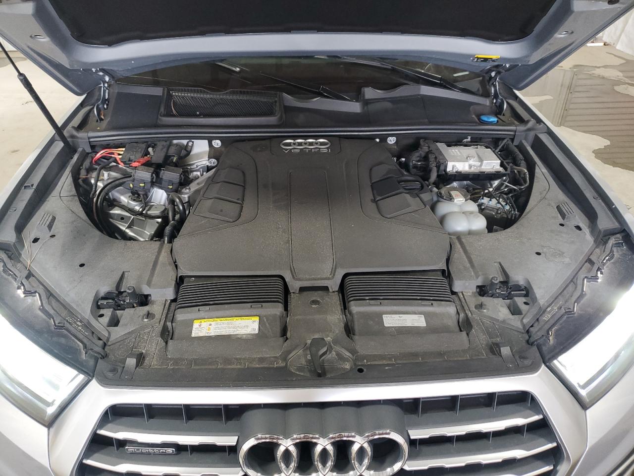 WA1VAAF71HD038171 2017 Audi Q7 Prestige