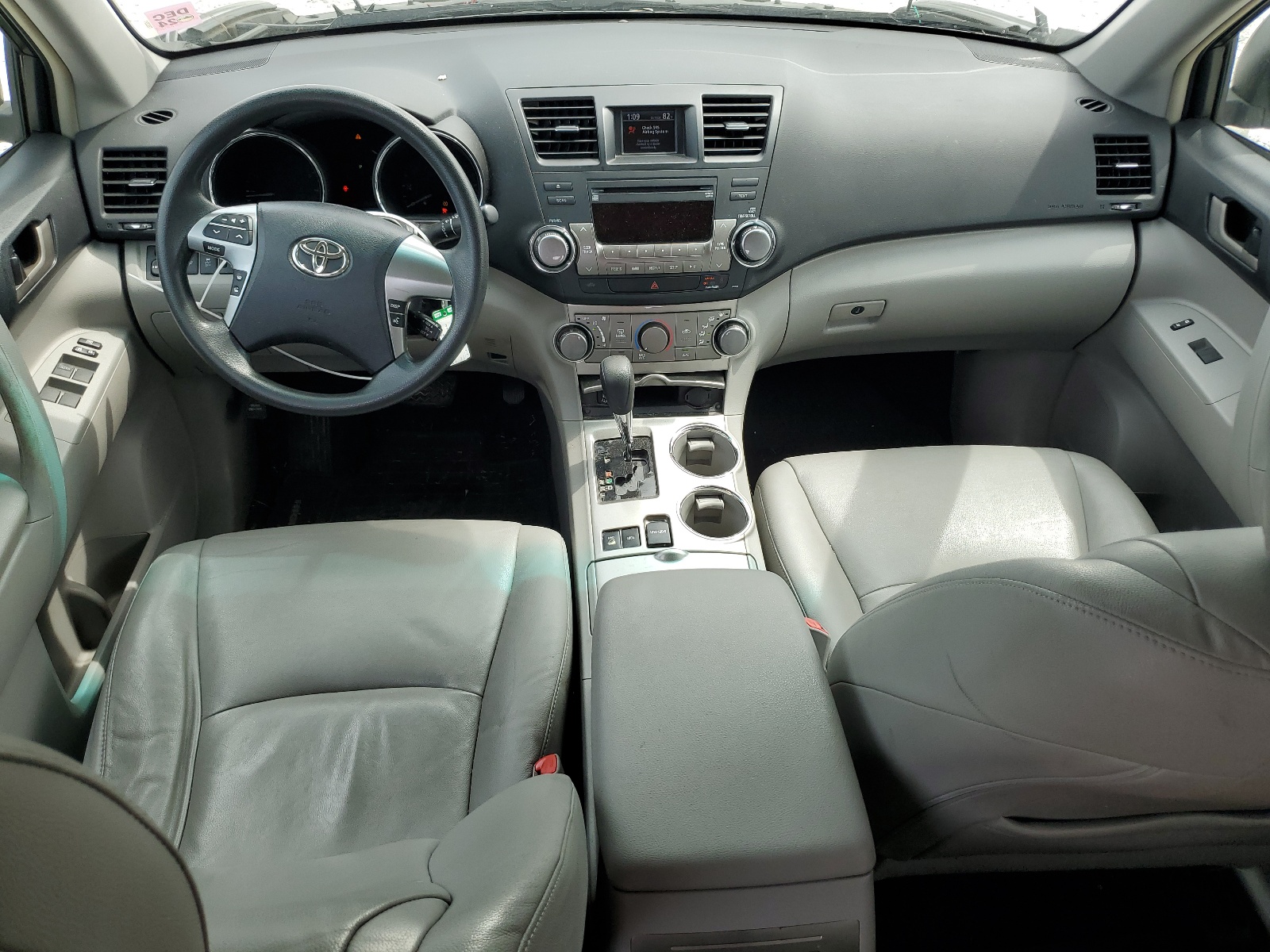 5TDBK3EH5BS045535 2011 Toyota Highlander Base