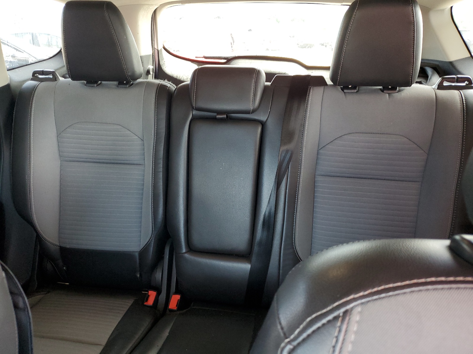 1FMCU0GD5KUA07060 2019 Ford Escape Se