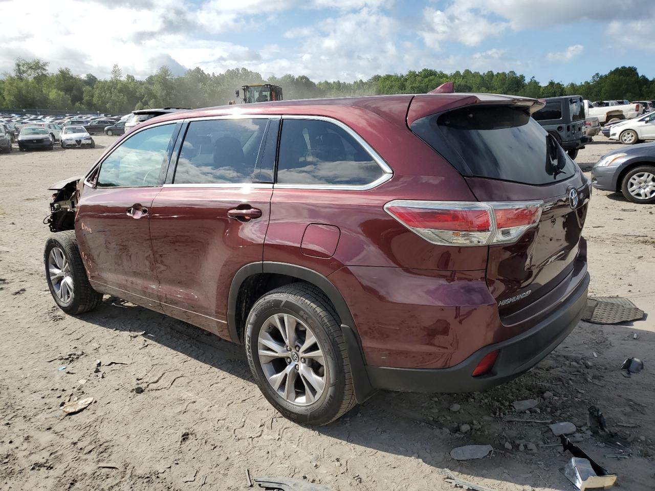 5TDBKRFH1GS334730 2016 TOYOTA HIGHLANDER - Image 2