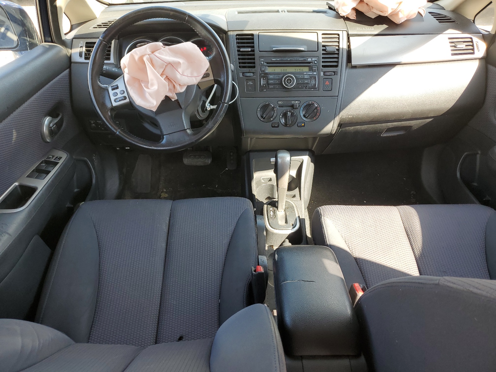 3N1BC13E27L449905 2007 Nissan Versa S