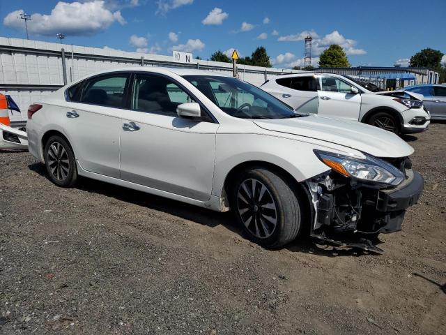  NISSAN ALTIMA 2018 White