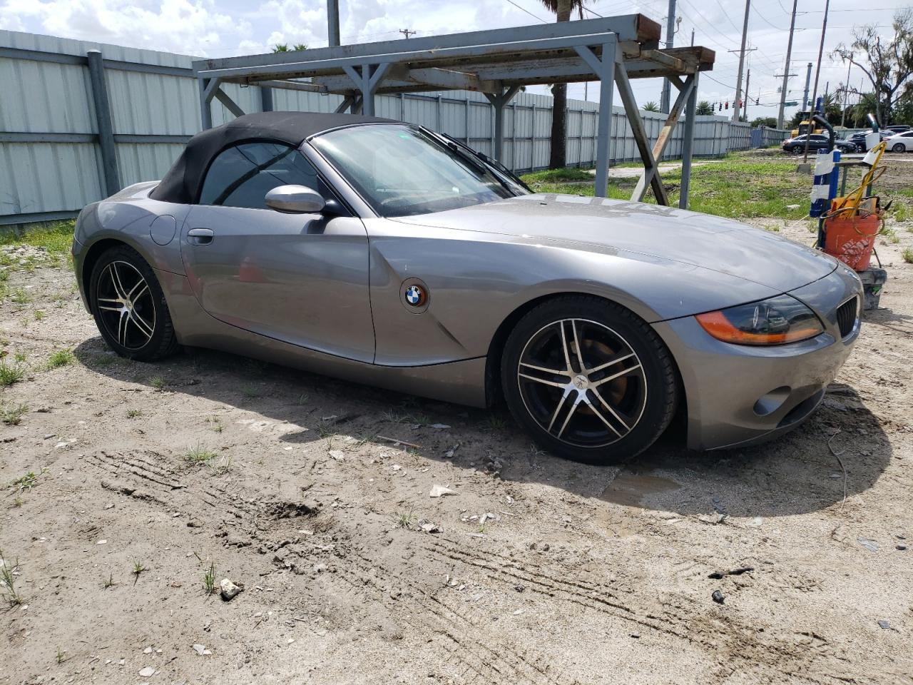 2003 BMW Z4 2.5 VIN: 4USBT33413LR65866 Lot: 68971484