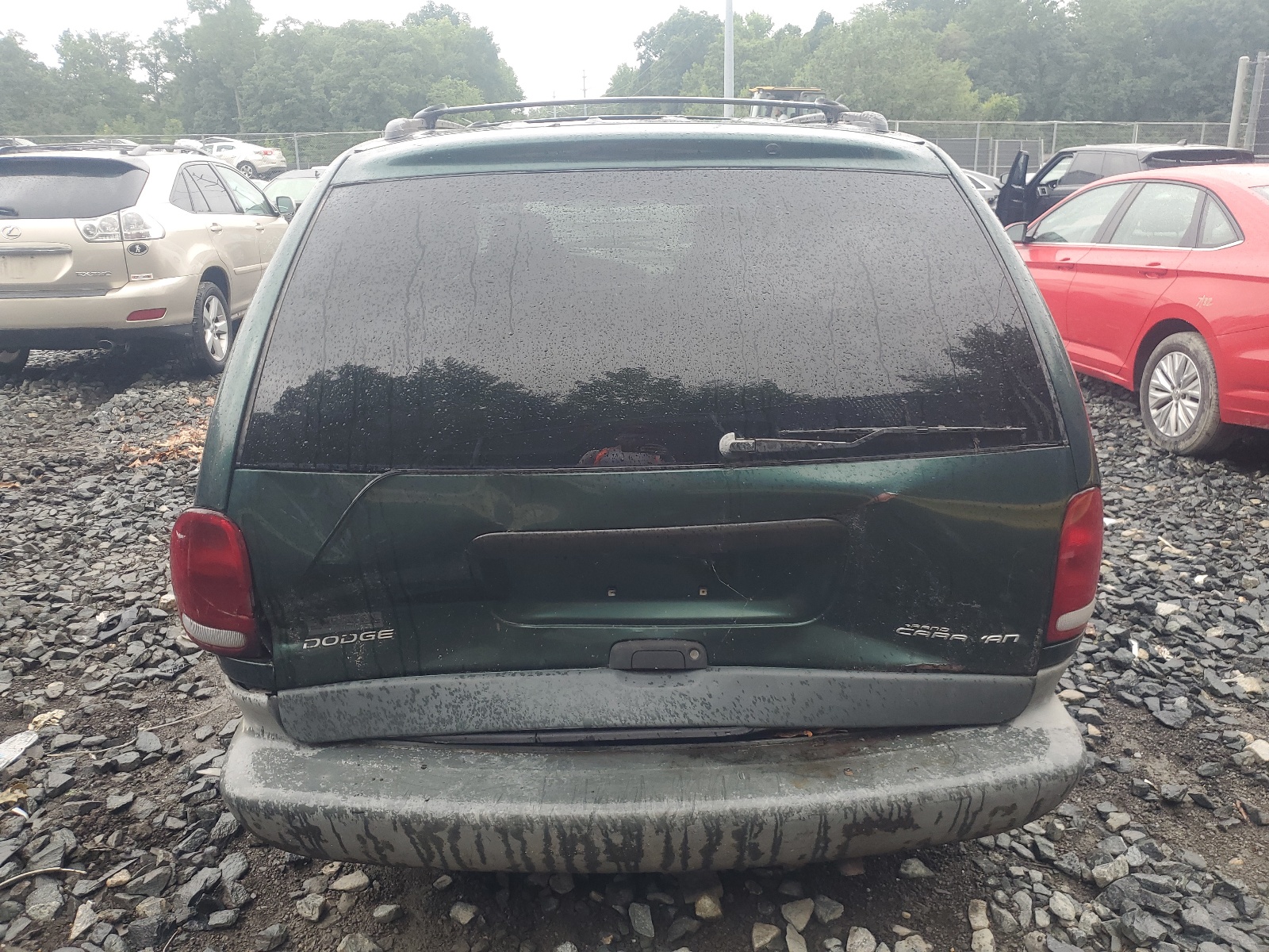 1B4GP44R3TB106393 1996 Dodge Grand Caravan Se