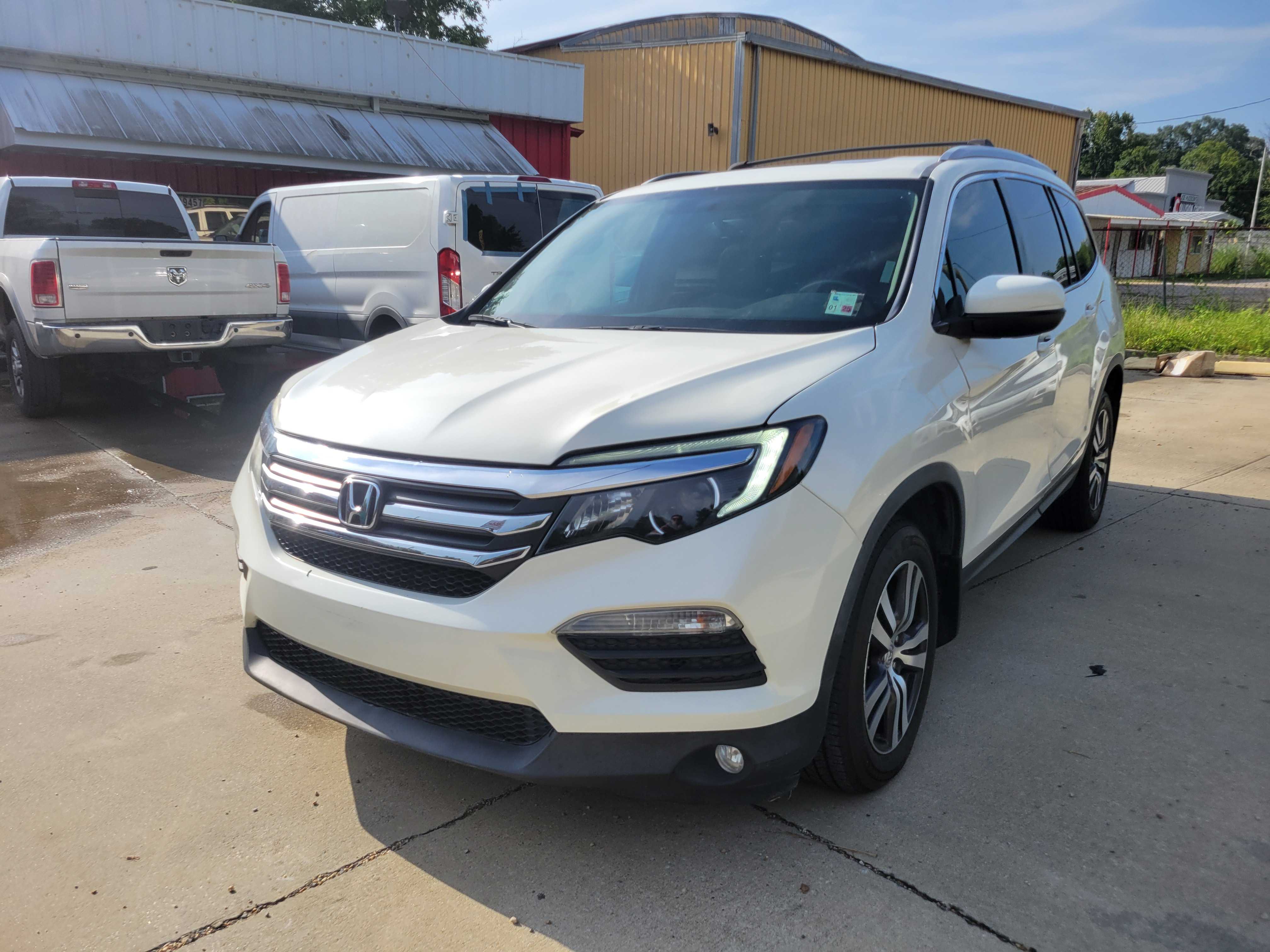 2016 Honda Pilot Exl vin: 5FNYF5H5XGB025465