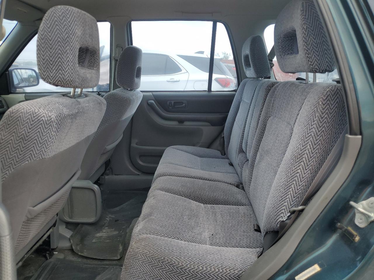 1998 Honda Cr-V Lx VIN: JHLRD2842WC004107 Lot: 66685494