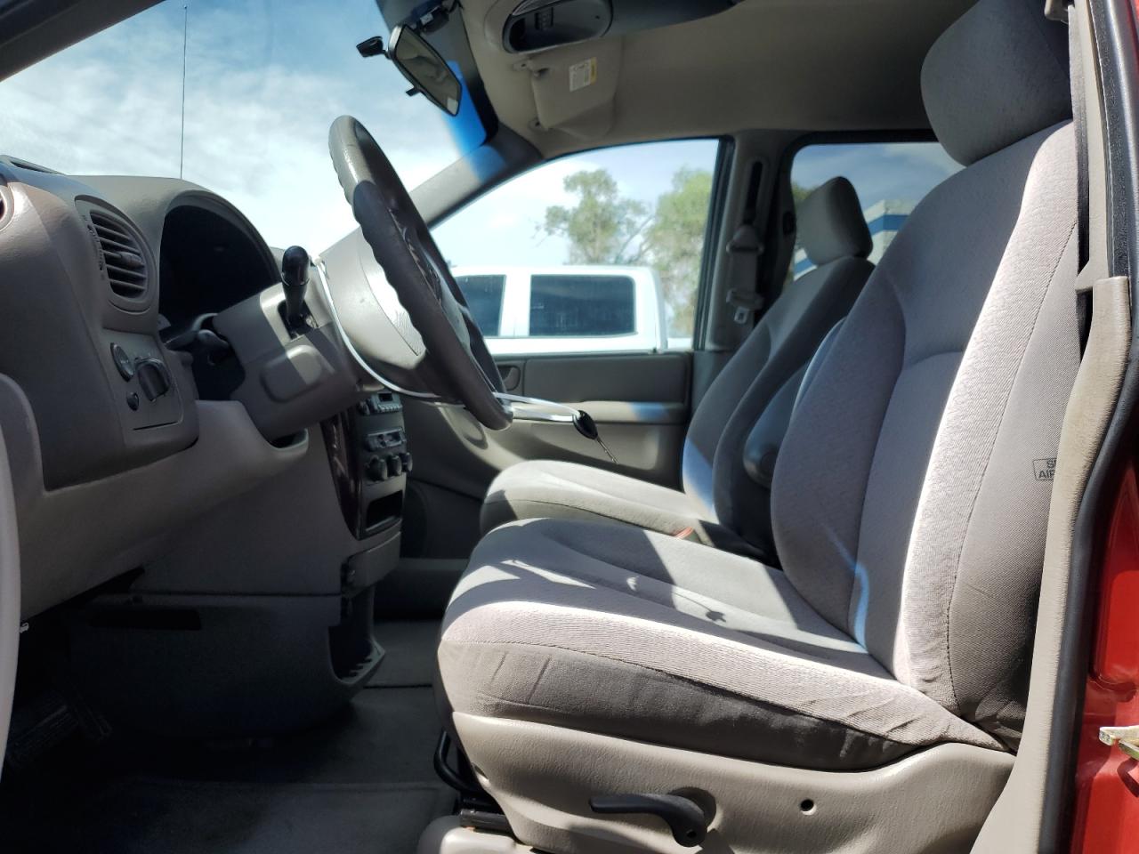 2003 Chrysler Town & Country Lx VIN: 2C8GP44R83R377307 Lot: 65522804