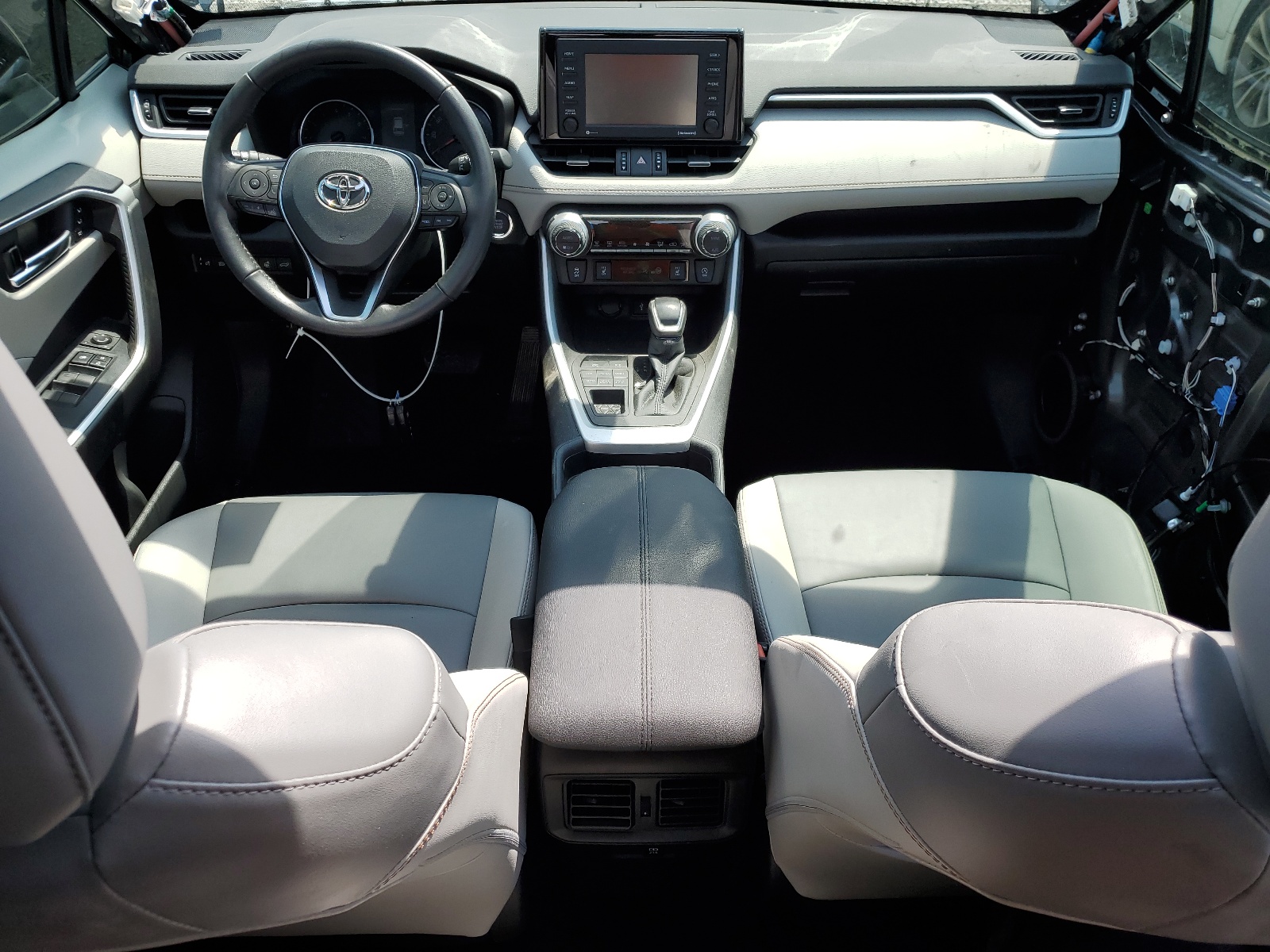 2T3A1RFV9MC234178 2021 Toyota Rav4 Xle Premium