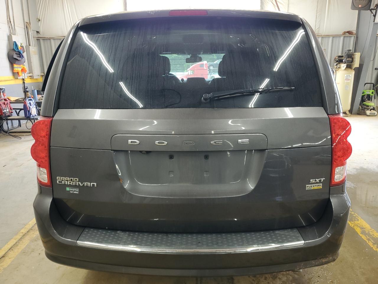 2C4RDGCG2KR770867 2019 Dodge Grand Caravan Sxt