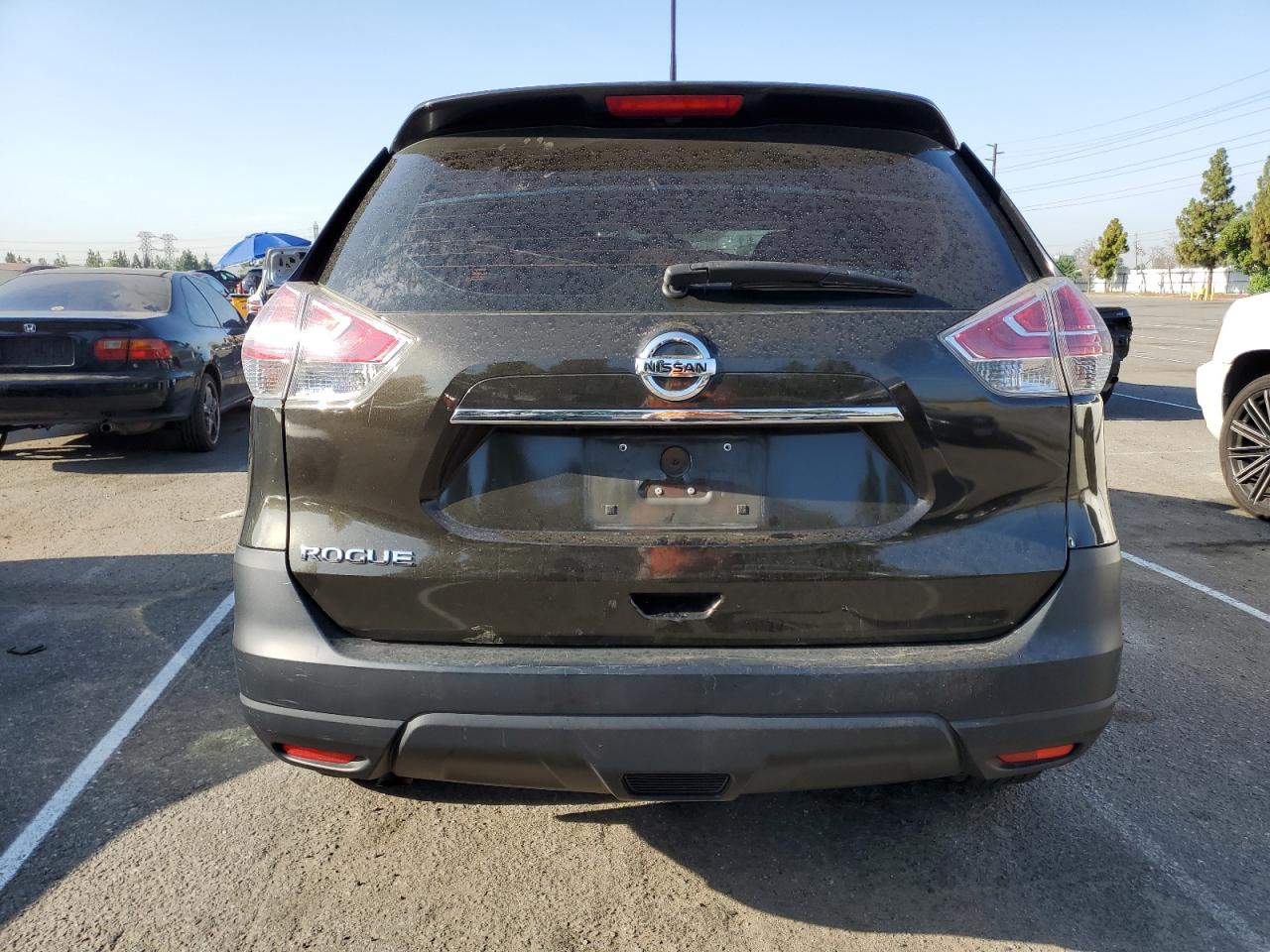 2015 Nissan Rogue S VIN: 5N1AT2MT7FC870567 Lot: 66008914