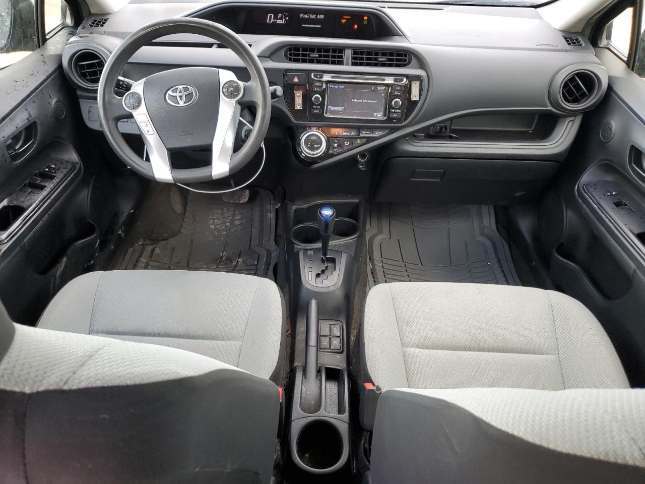 2015 Toyota Prius C VIN: JTDKDTB32F1585964 Lot: 68431154