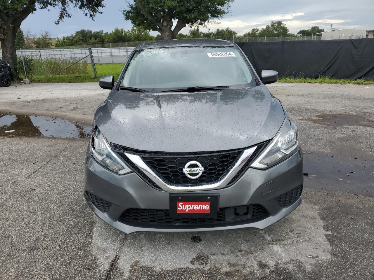 2018 Nissan Sentra - Image 5