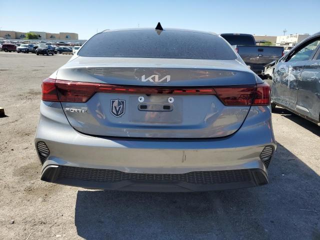 3KPF24AD4NE429055 Kia Forte FE 6